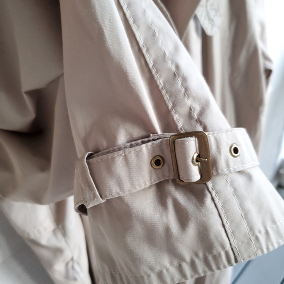 Vintage Finnish-made Late Soviet Era "Classic Man" Beige Khaki Trench Coat - Picture 13 of 15